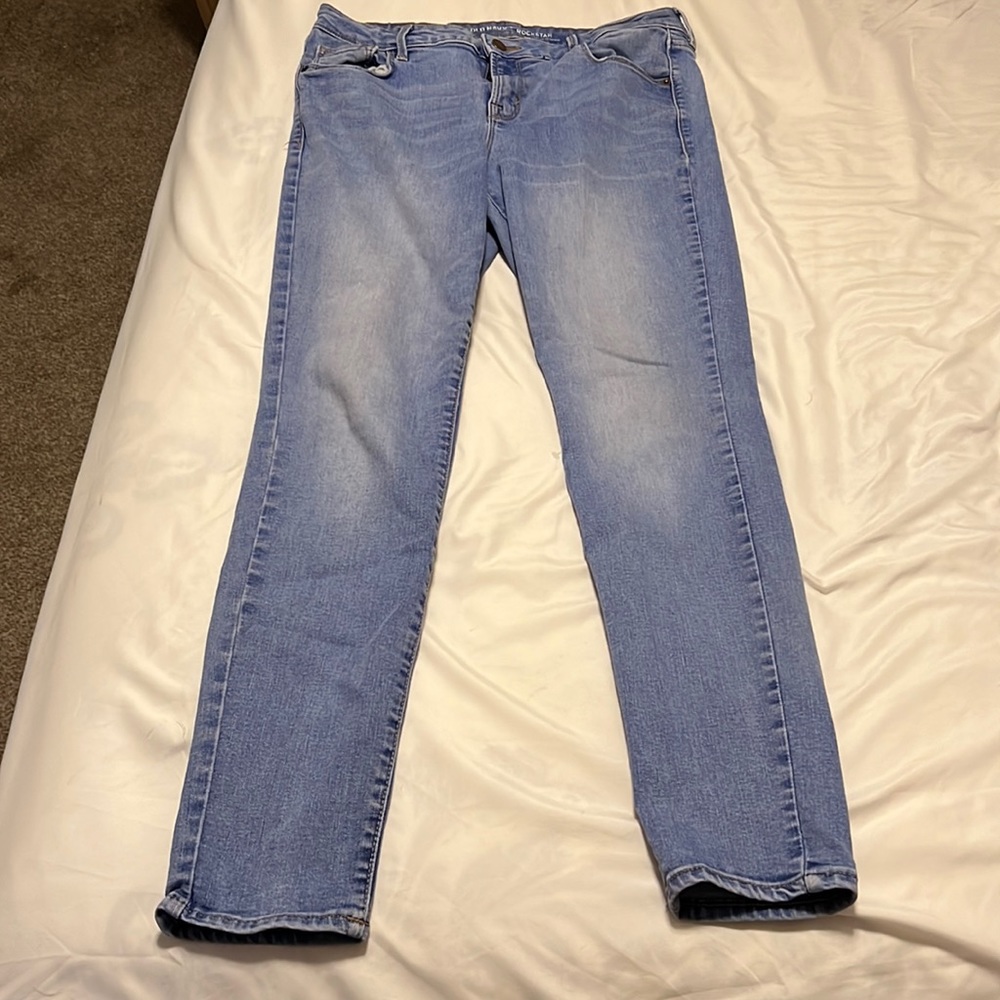 Light Wash Old Navy Rockstar Jeans